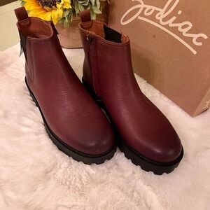 Zodiac Women's Deep Red Ankle Booties